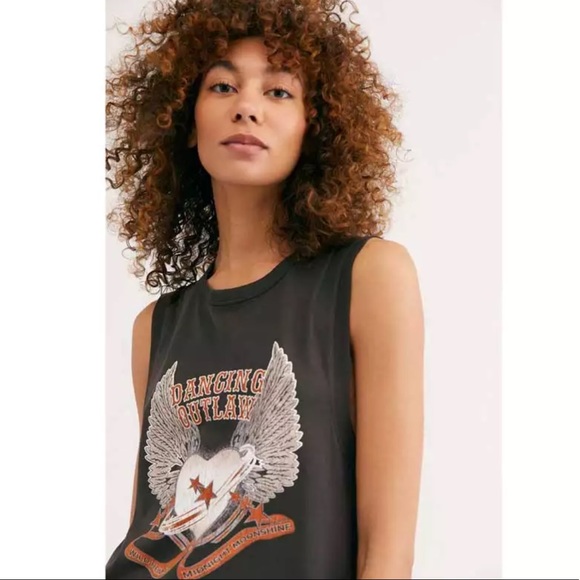 Dancing Outlaw Tunic Length T-Shirt - Picture 6 of 11